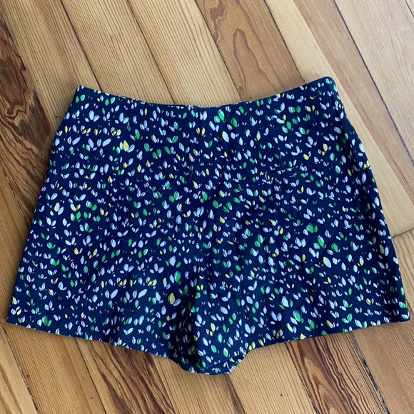 Zara mini short - Picture 2 of 2